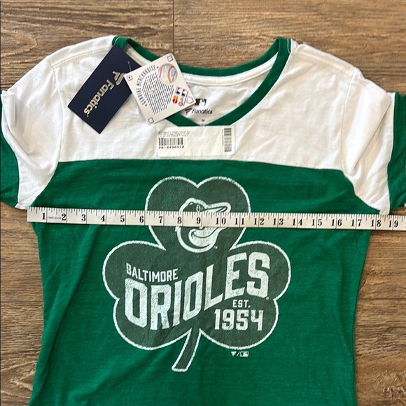 Fanatics Women's Size M St. Patrick's Day MLB Baltimore Orioles 3/4 Sleeve NWT - Picture 5 of 7